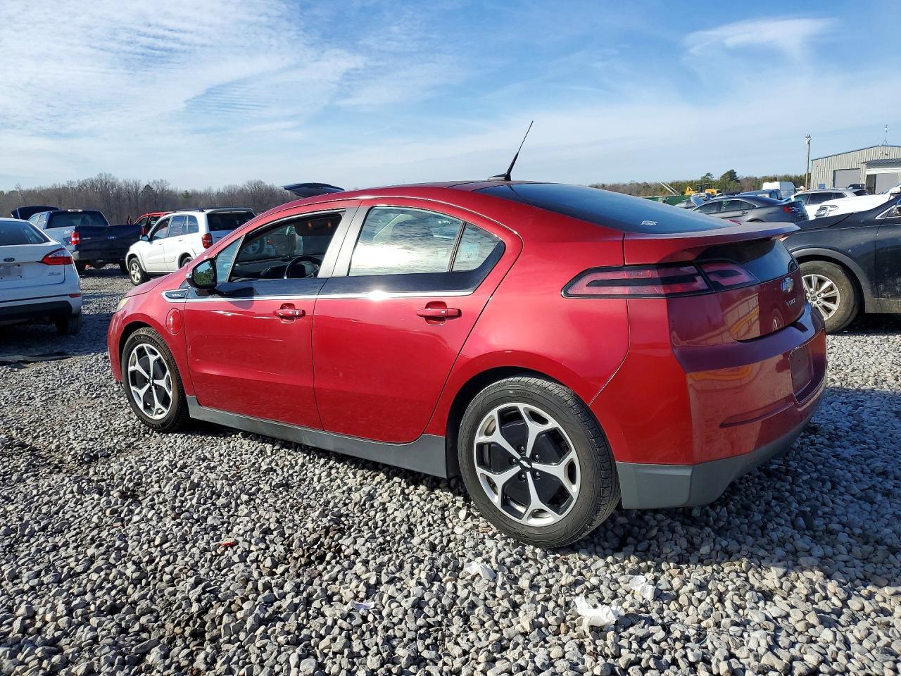 2013 Chevrolet Volt - zdjęcie 2