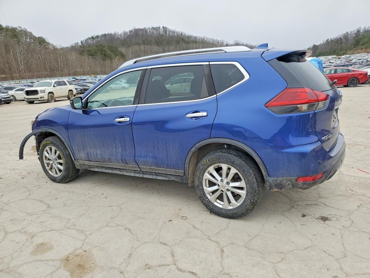 2019 Nissan Rogue Sv - zdjęcie 2
