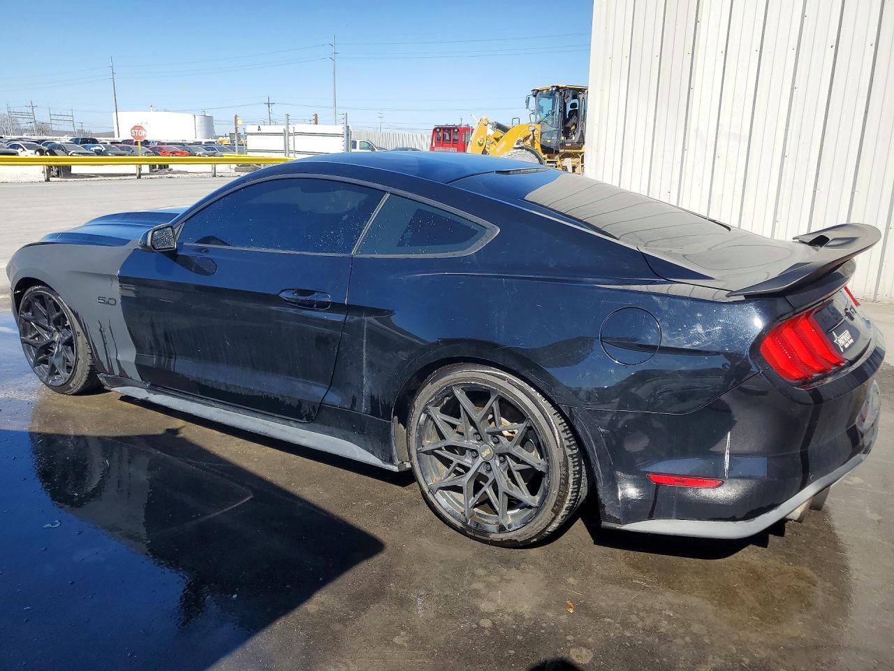 2018 Ford Mustang Gt - zdjęcie 2