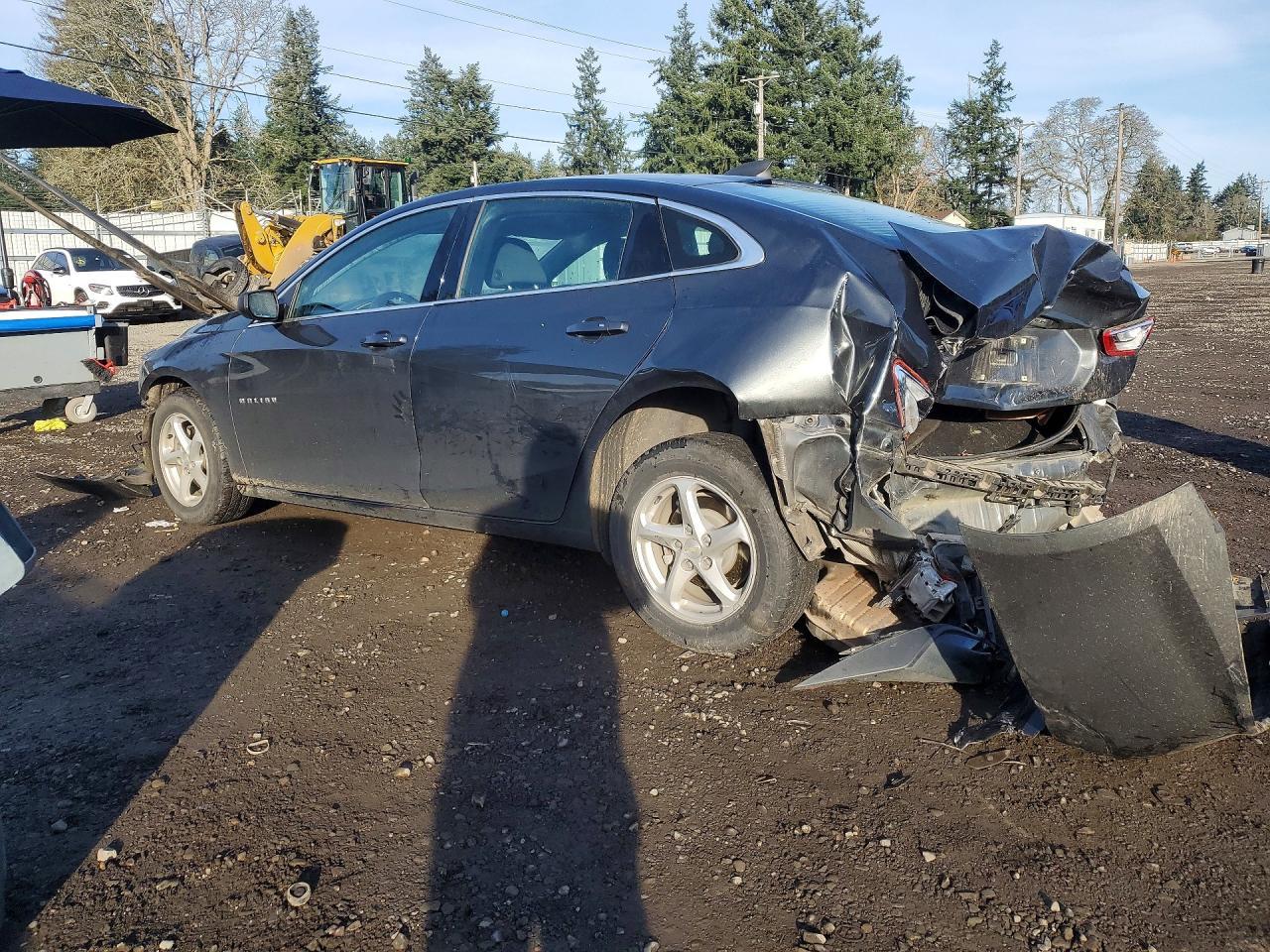 2018 Chevrolet Malibu Ls - zdjęcie 2