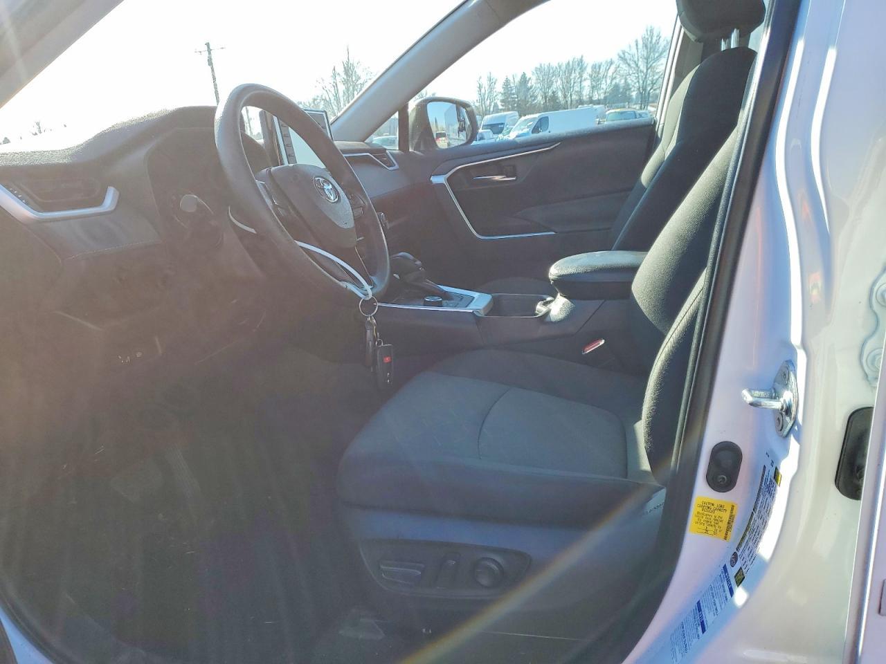 2021 Toyota Rav4 Hybrid Xle - zdjęcie 7