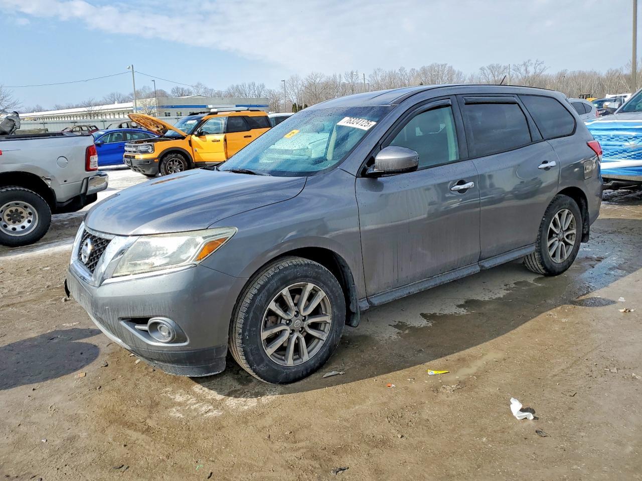 2015 Nissan Pathfinder S - zdjęcie główne