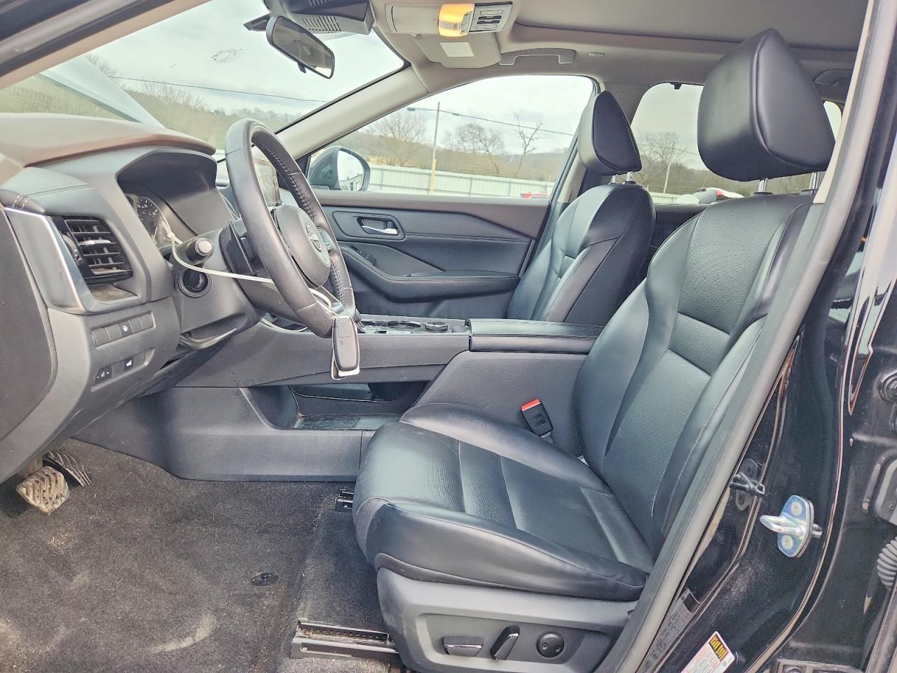 2023 Nissan Rogue Sv - zdjęcie 7