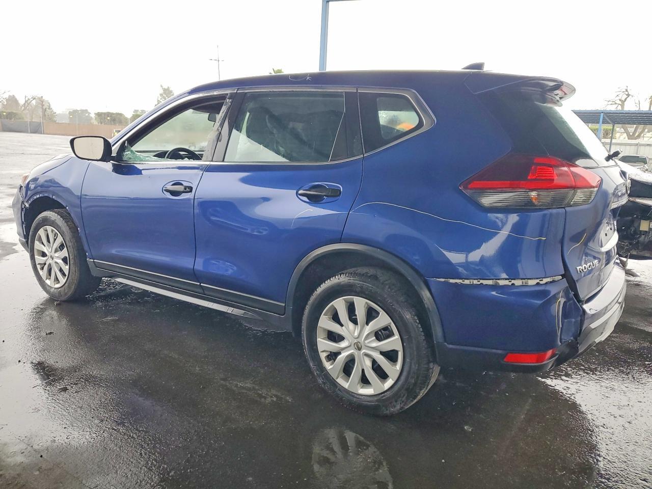 2019 Nissan Rogue S - zdjęcie 2