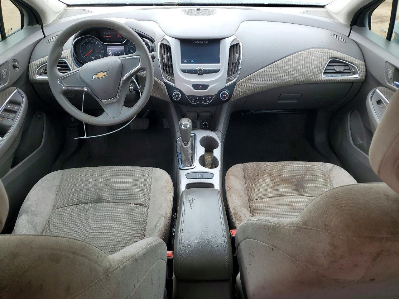 2018 Chevrolet Cruze Ls - zdjęcie 8