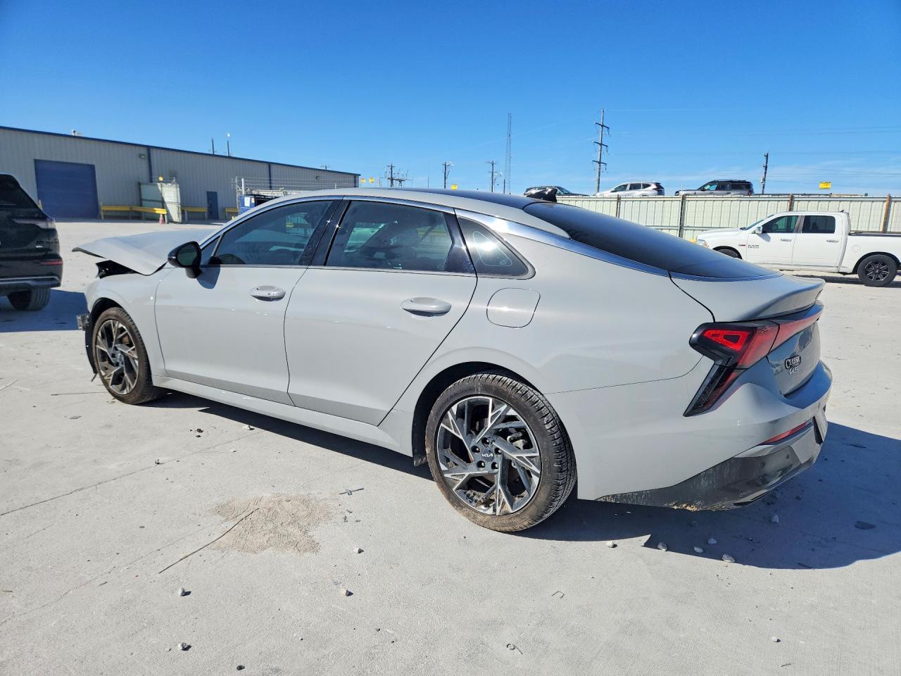 2025 Kia K5 Gt Line - zdjęcie 2