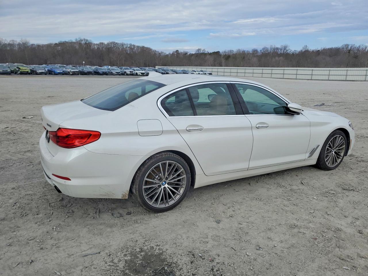 2018 BMW 530 I - zdjęcie 3
