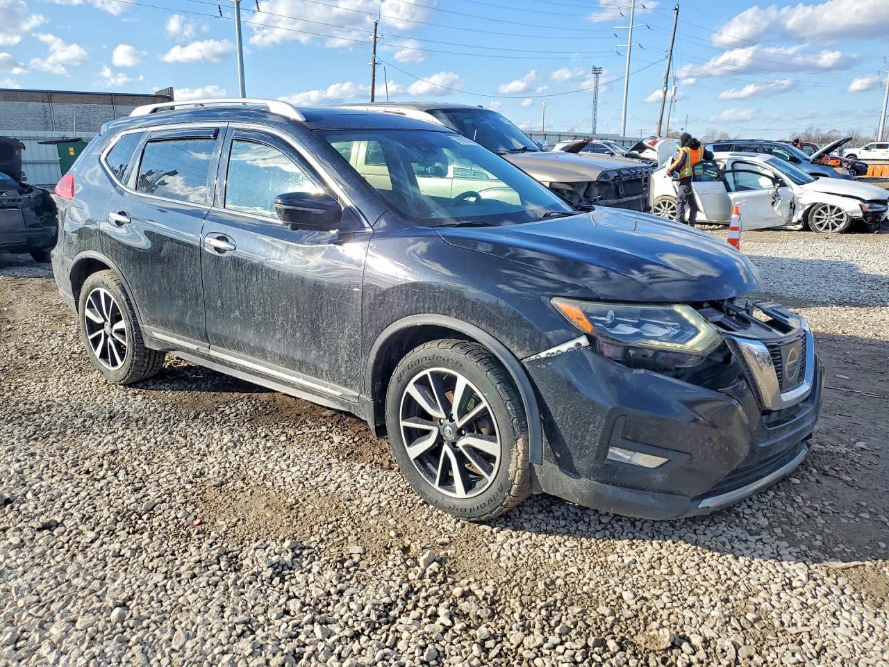 2017 Nissan Rogue Sl - zdjęcie 4