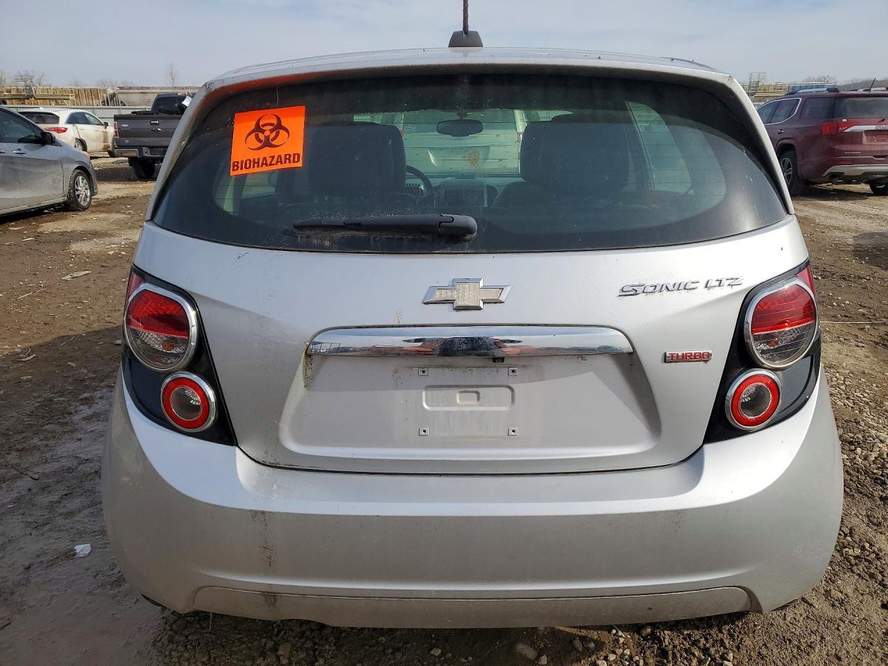 2015 Chevrolet Sonic Ltz - zdjęcie 6