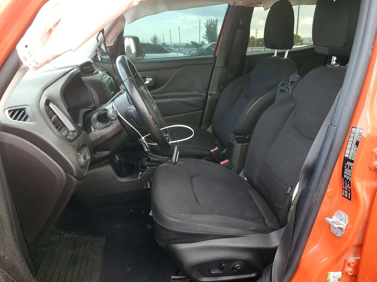 2017 Jeep Renegade Latitude - zdjęcie 7