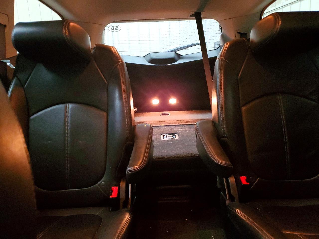 2014 Chevrolet Traverse Lt - zdjęcie 10