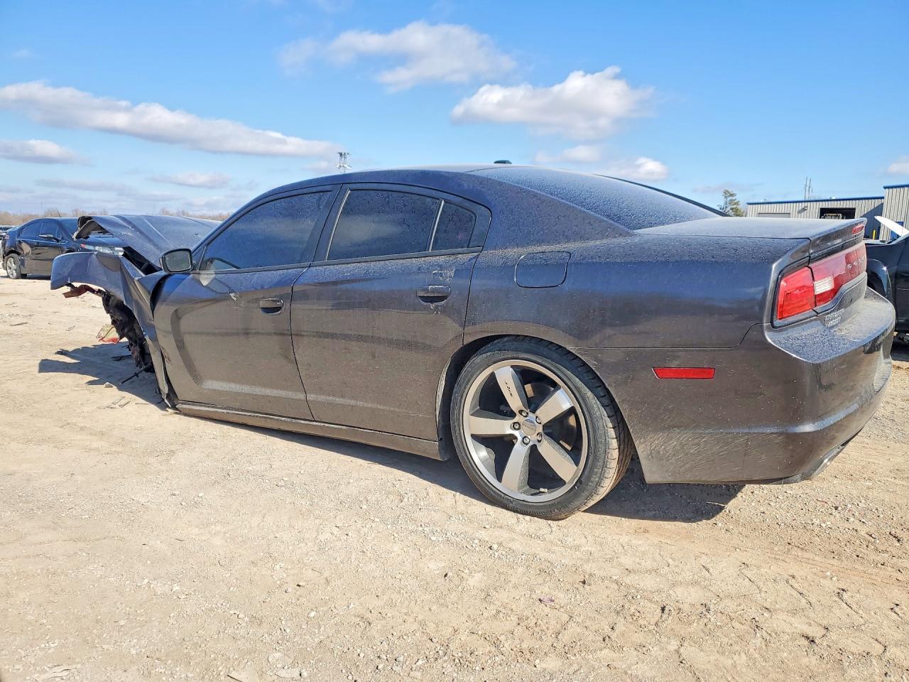2014 Dodge Charger R/T - zdjęcie 2