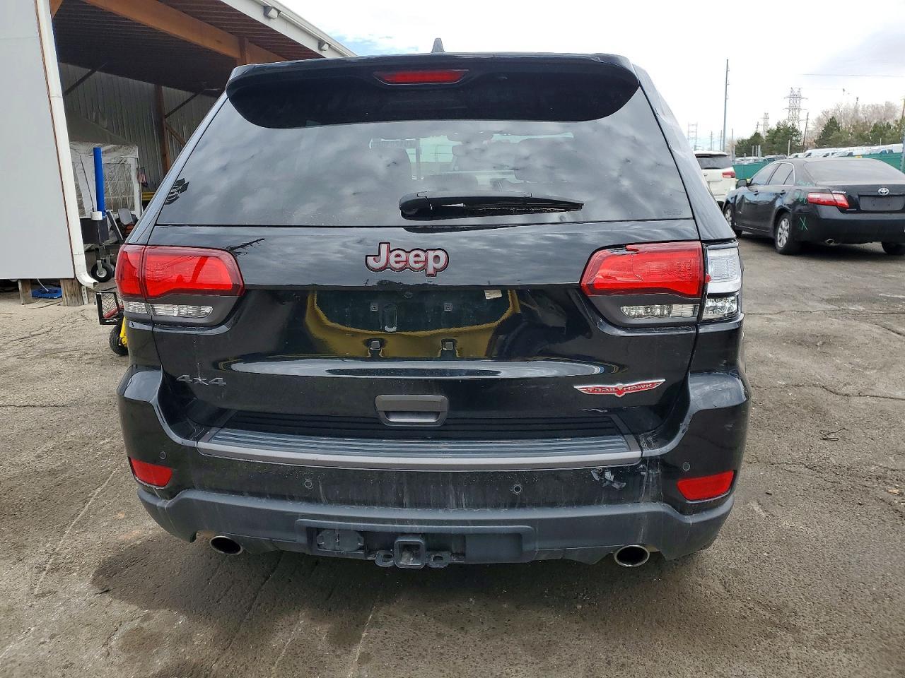 2021 Jeep Grand Cherokee Trailhawk - zdjęcie 6