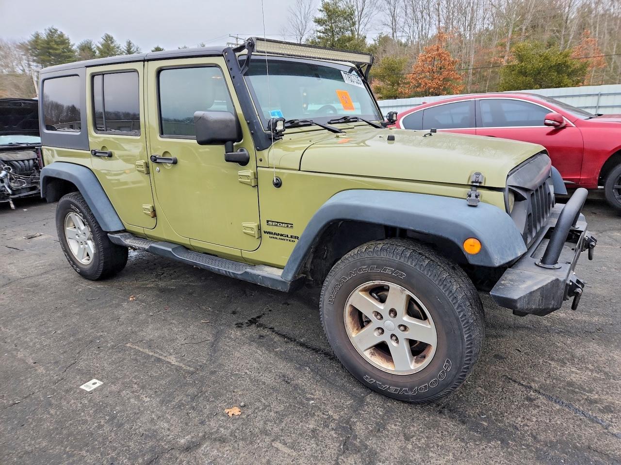 2013 Jeep Wrangler Unlimited Sport - zdjęcie 4