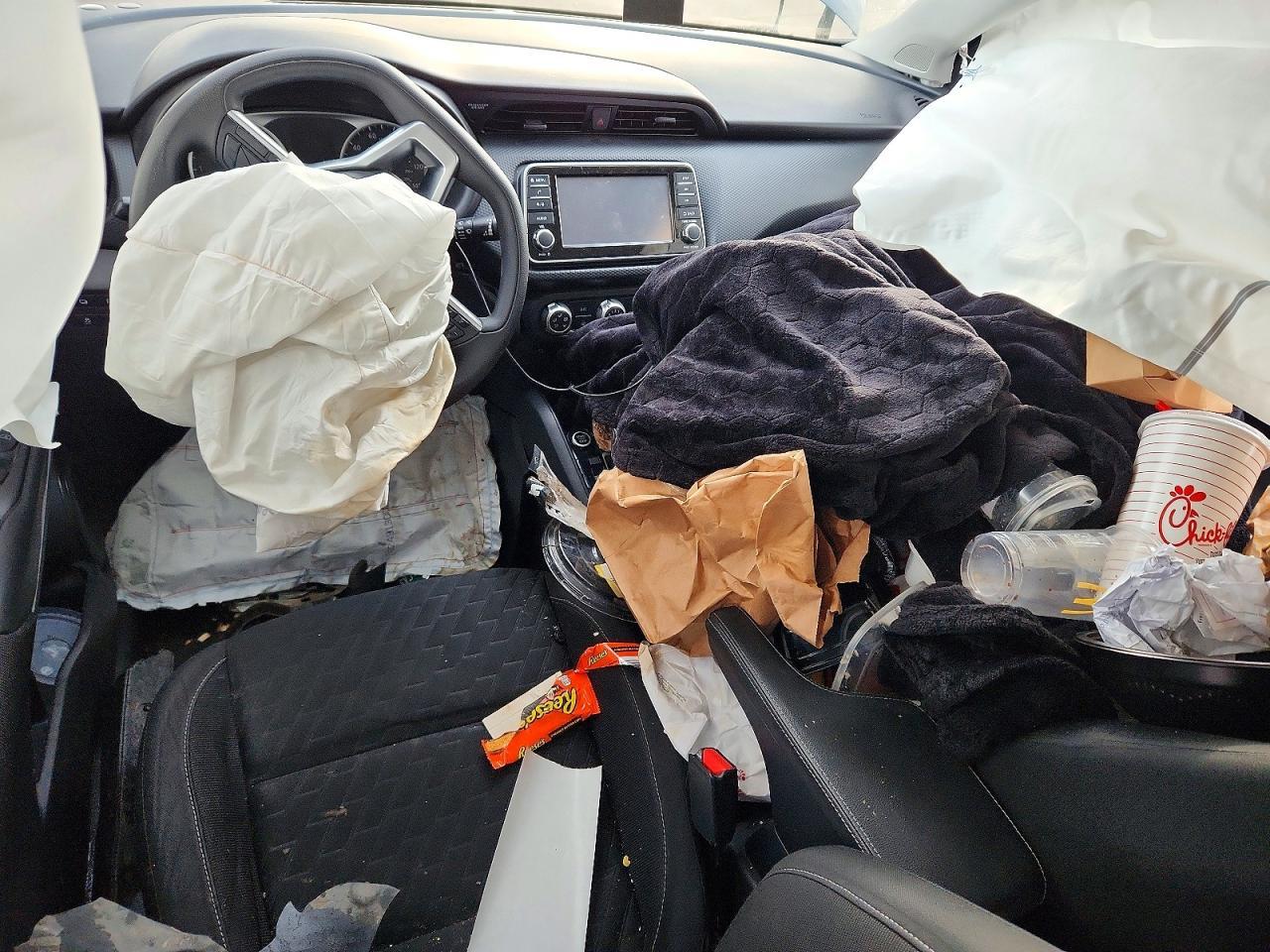 2021 Nissan Kicks S - zdjęcie 8