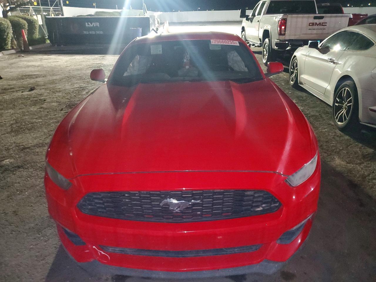 2015 Ford Mustang - zdjęcie 5