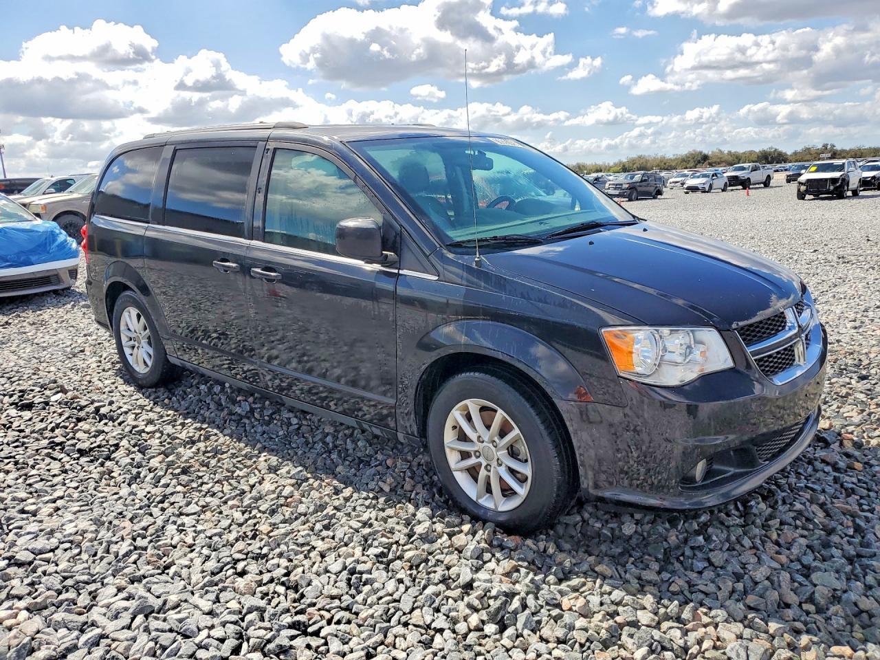 2018 Dodge Grand Caravan Sxt - zdjęcie 4