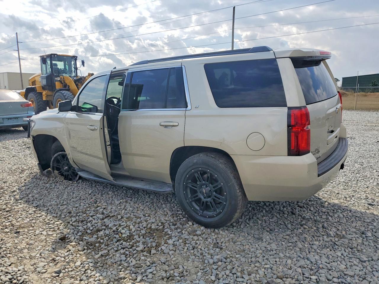 2015 Chevrolet Tahoe C1500 Lt - zdjęcie 2