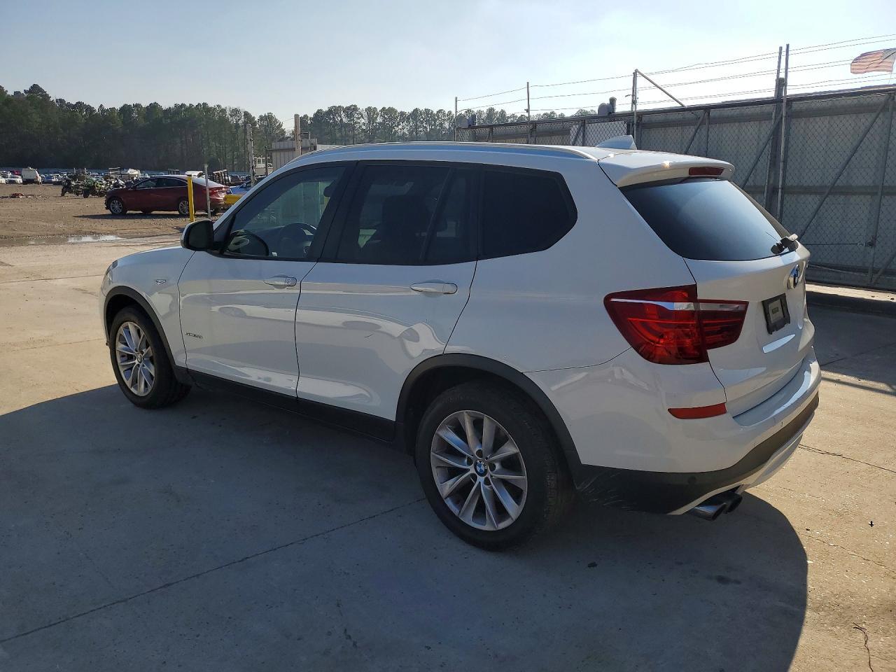 2017 BMW X3 Sdrive28I - zdjęcie 2