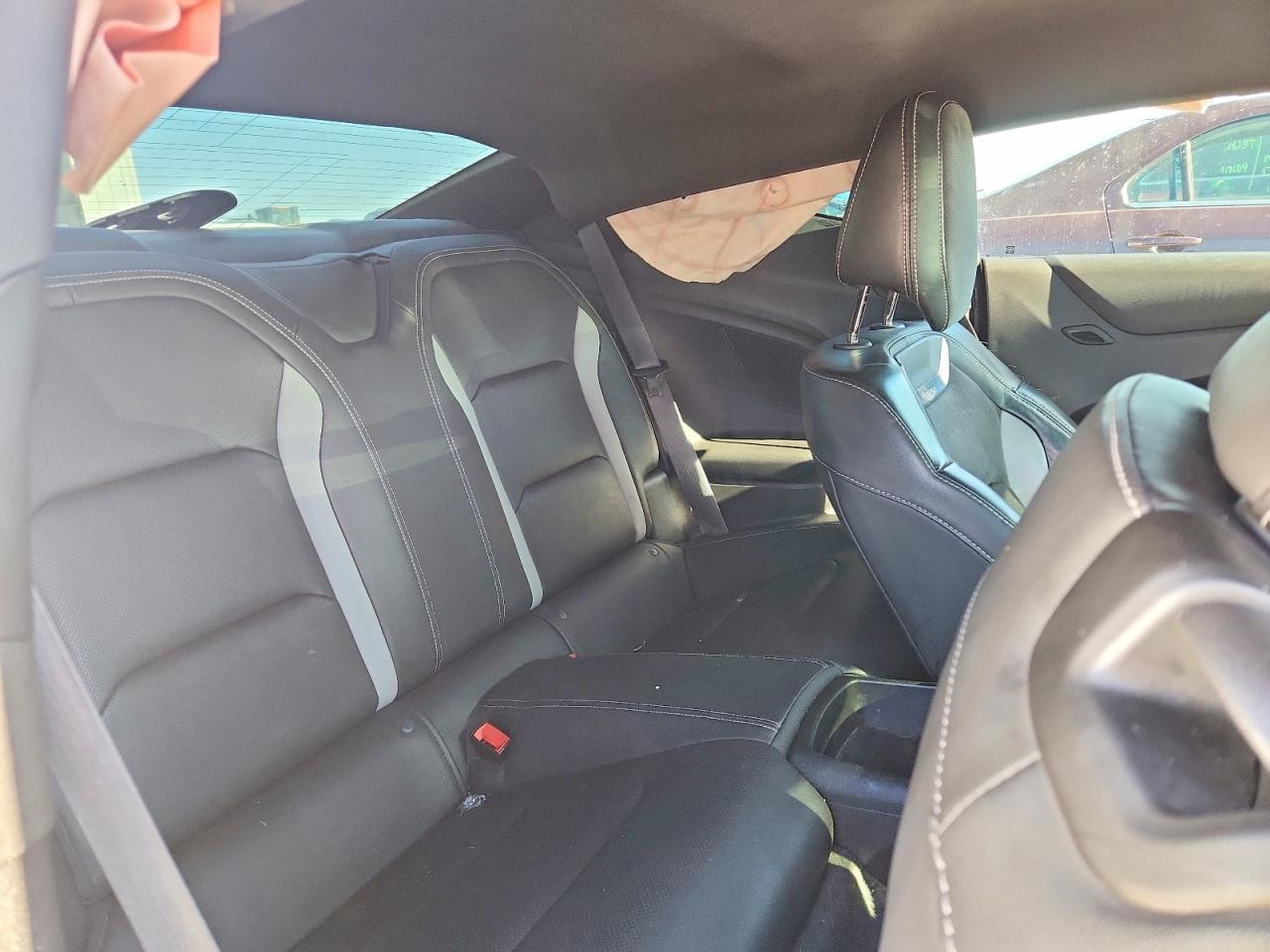 2023 Chevrolet Camaro Lt1 - zdjęcie 10