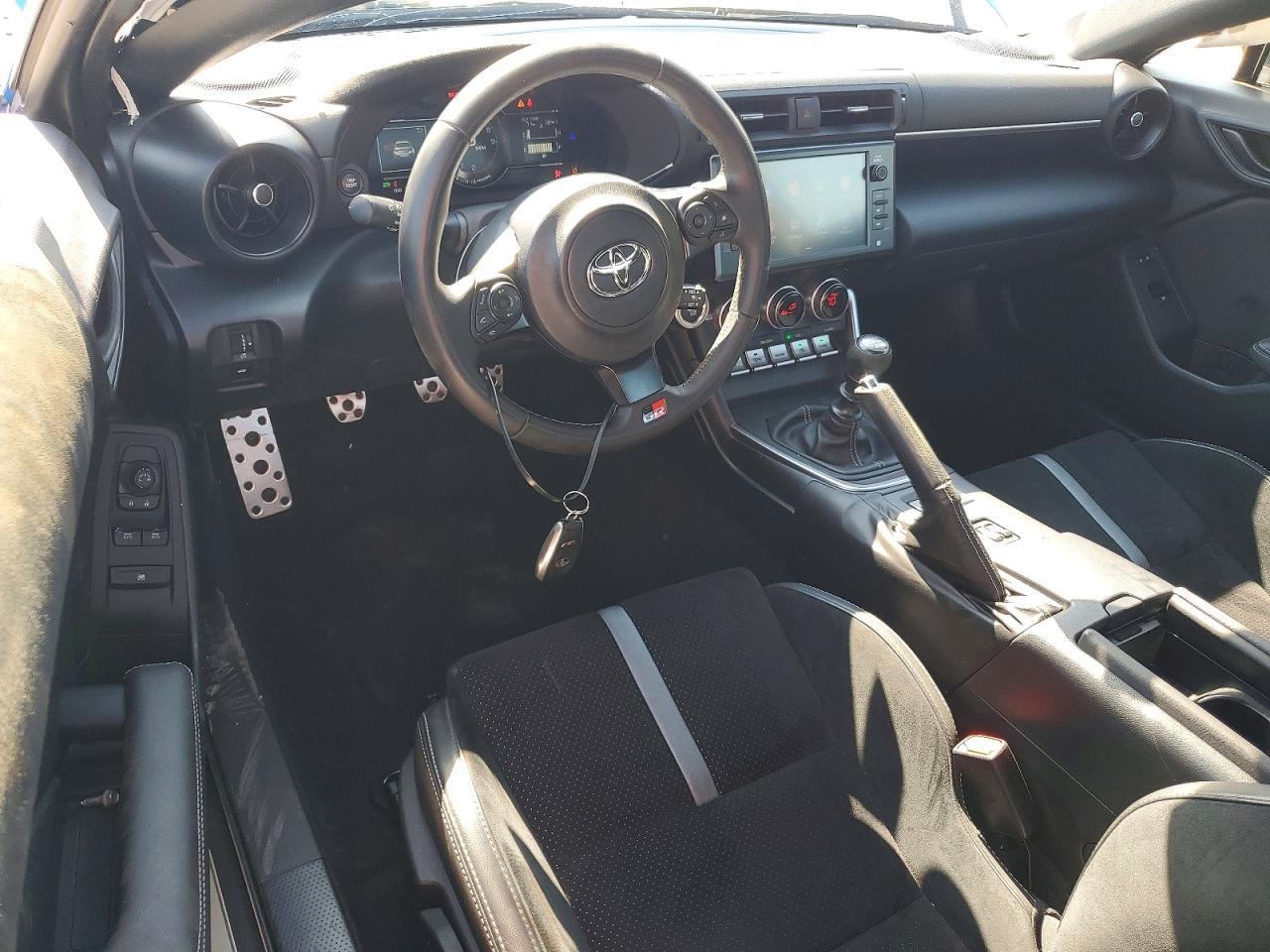 2024 Toyota Gr86 Premium - zdjęcie 8