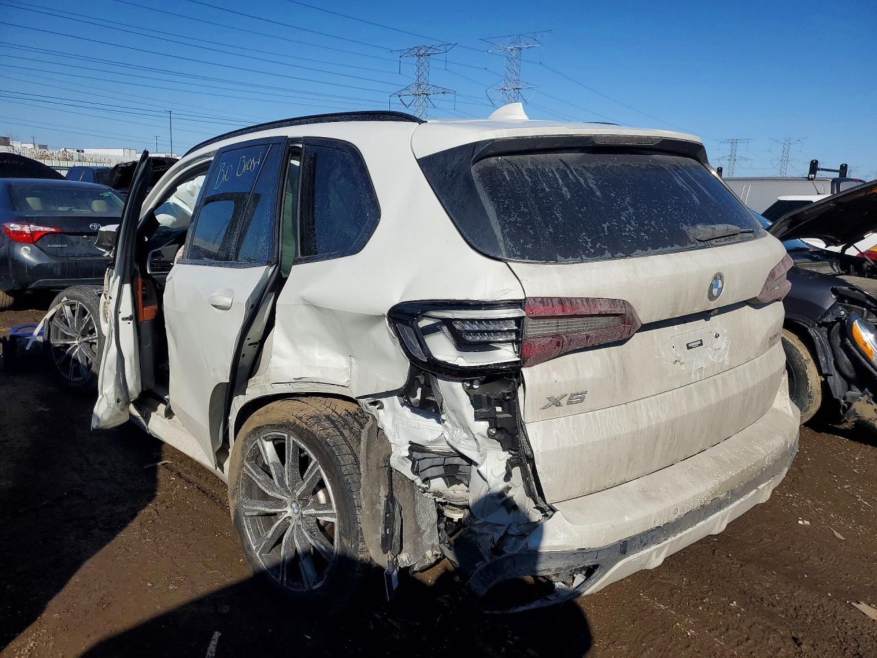 2023 BMW X5 xDrive40I - zdjęcie 2
