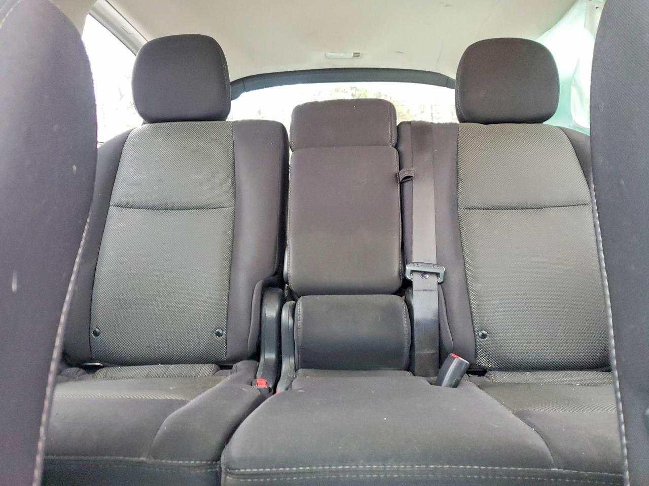 2020 Nissan Pathfinder Sv - zdjęcie 10