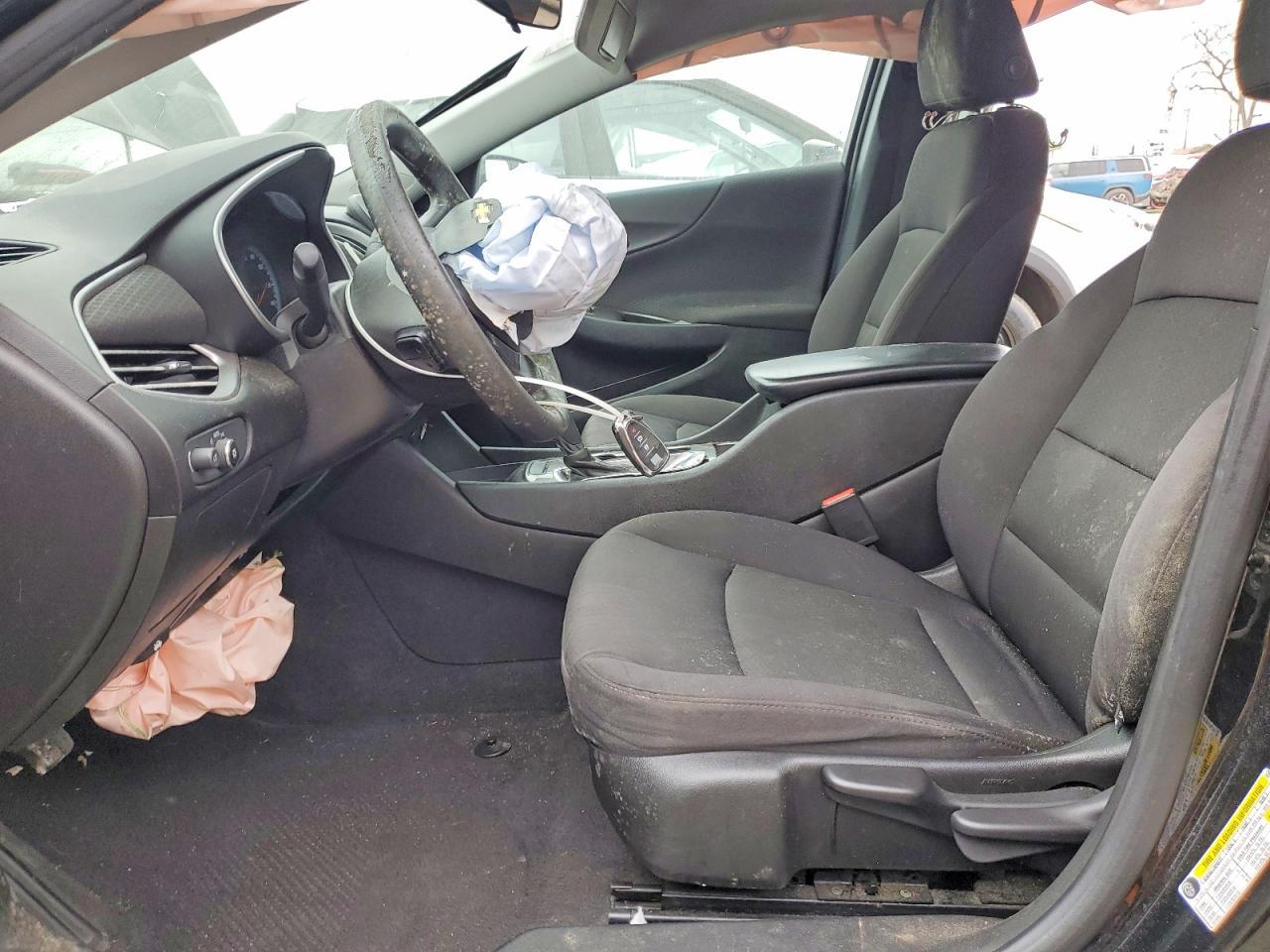 2017 Chevrolet Malibu Ls - zdjęcie 7