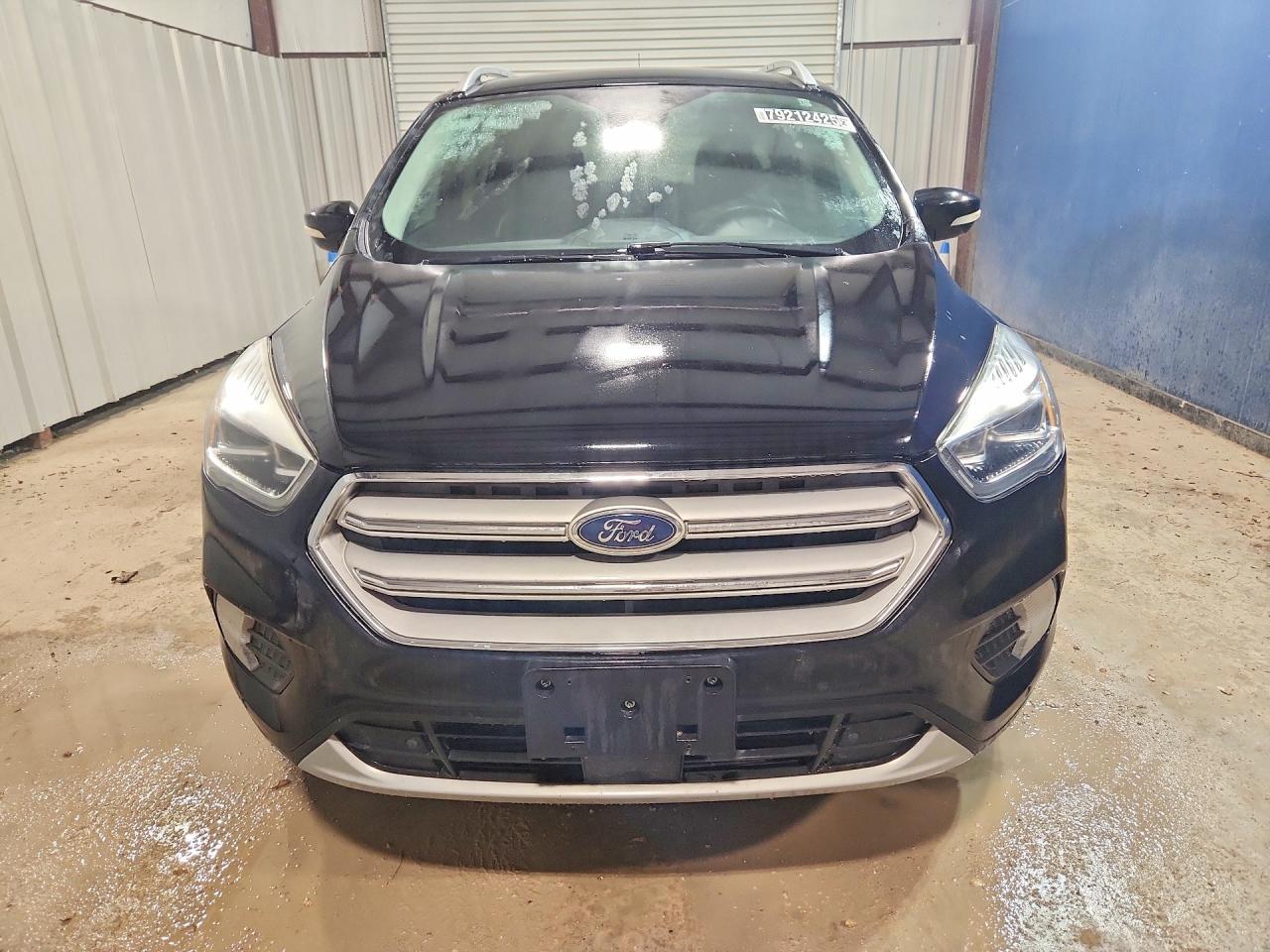 2019 Ford Escape Titanium - zdjęcie 5