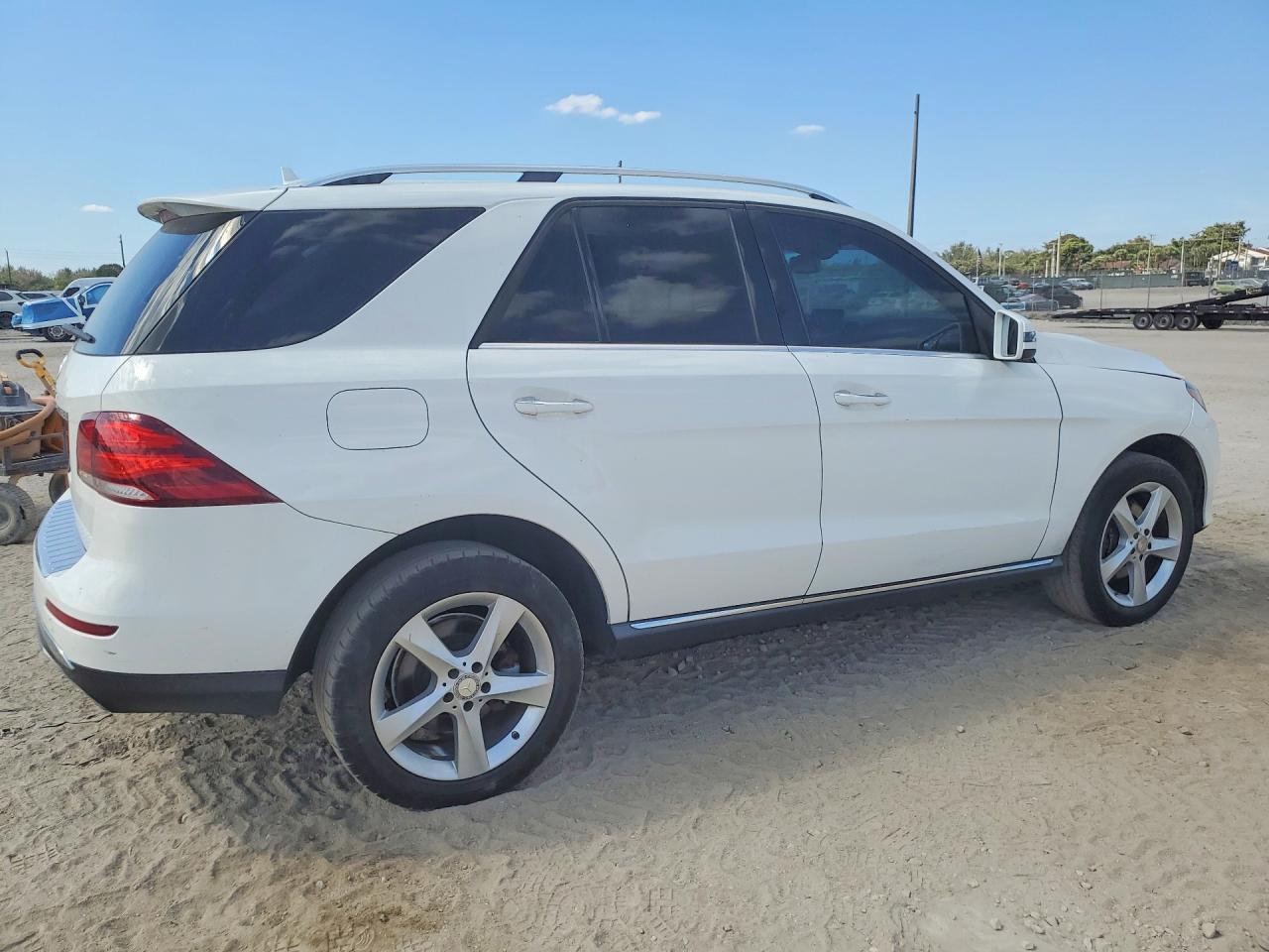 2016 Mercedes-Benz Gle 350 - zdjęcie 3