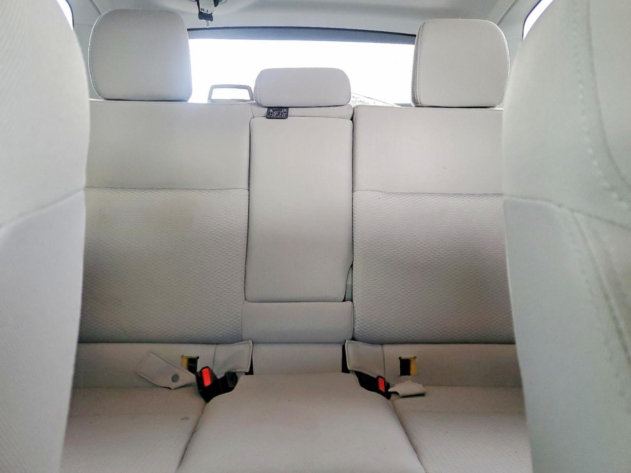 2014 Subaru Forester 2.5I Premium - zdjęcie 10