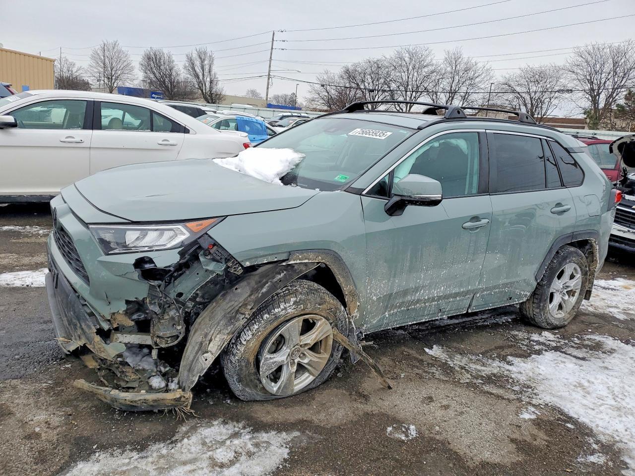 2021 Toyota Rav4 Xle - zdjęcie główne