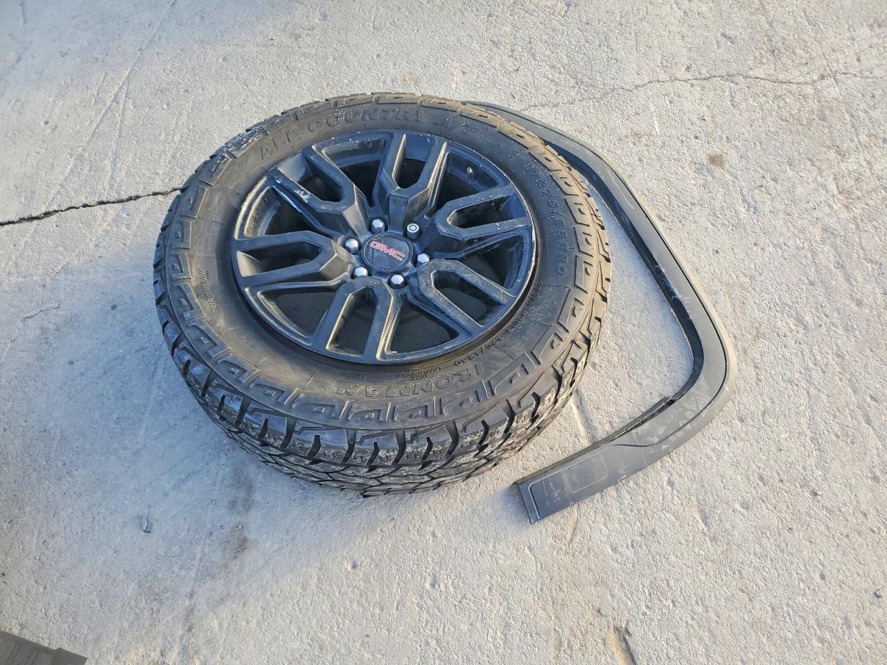 2022 GMC Sierra K1500 Elevation-L - zdjęcie 12