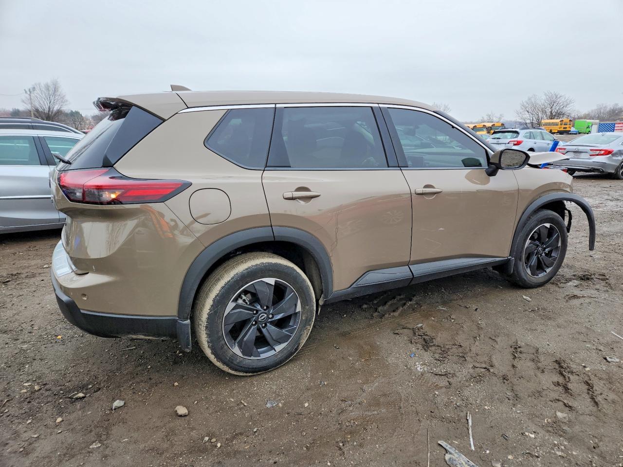 2025 Nissan Rogue Sv - zdjęcie 3