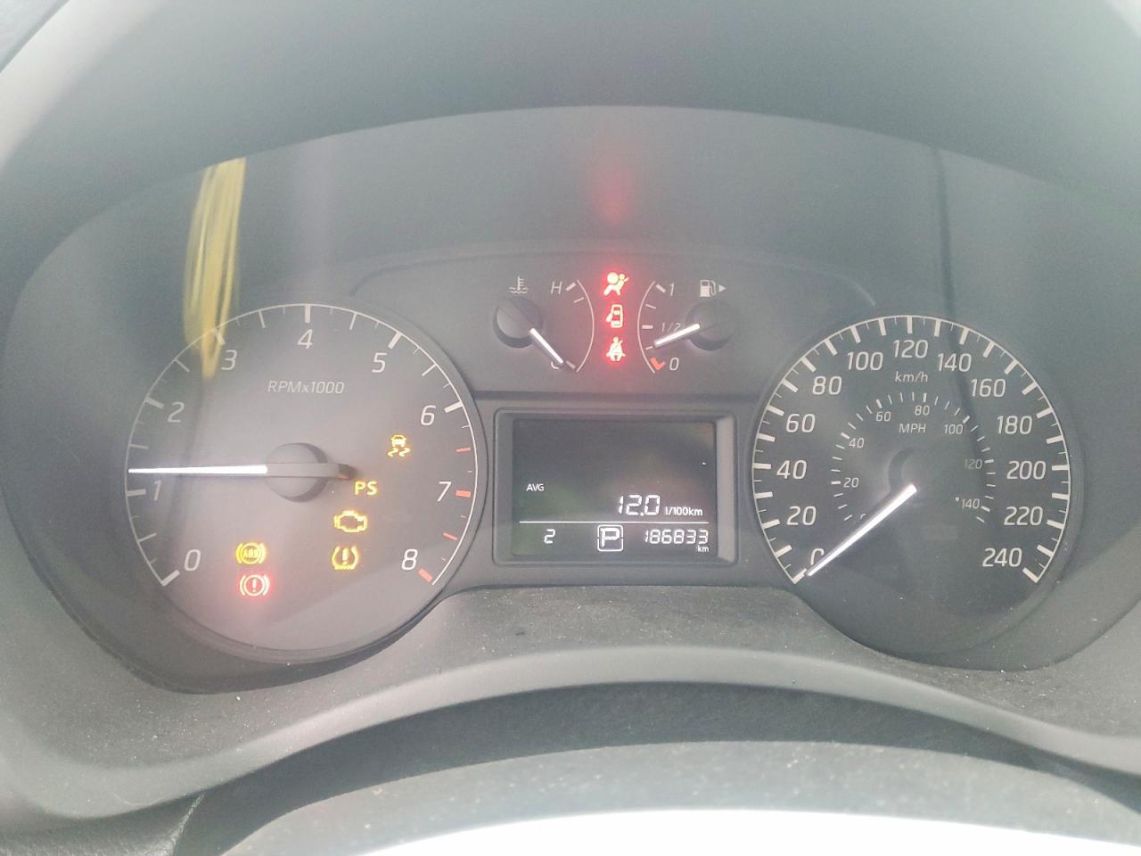 2014 Nissan Sentra S - zdjęcie 9