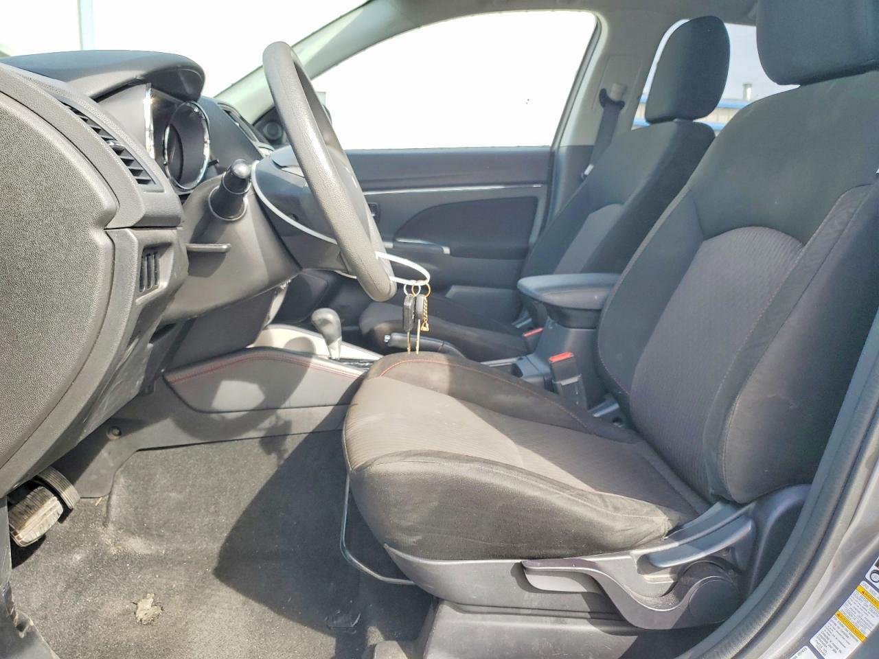 2018 Mitsubishi Outlander Sport Es - zdjęcie 7