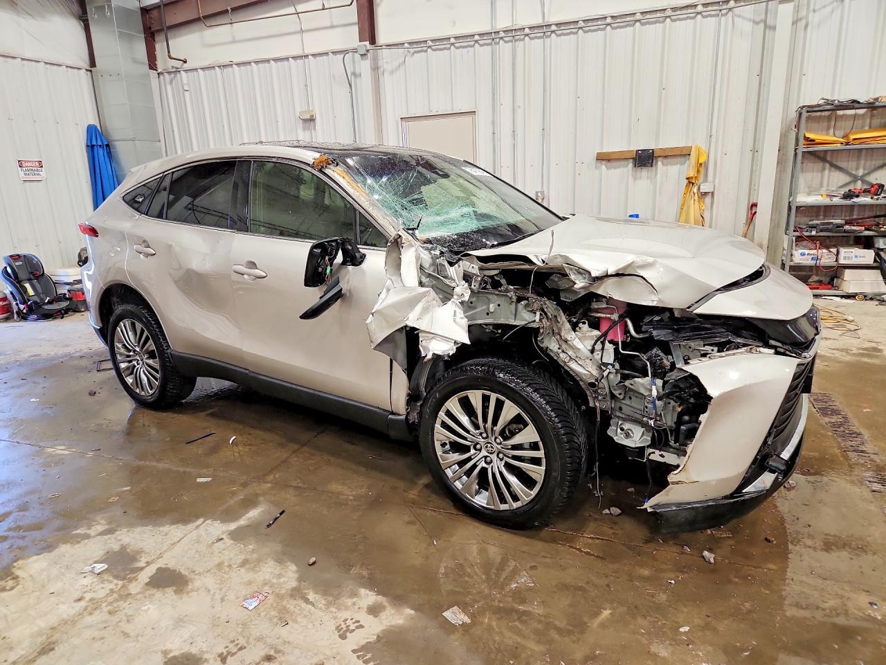 2021 Toyota Venza Limited - zdjęcie 4