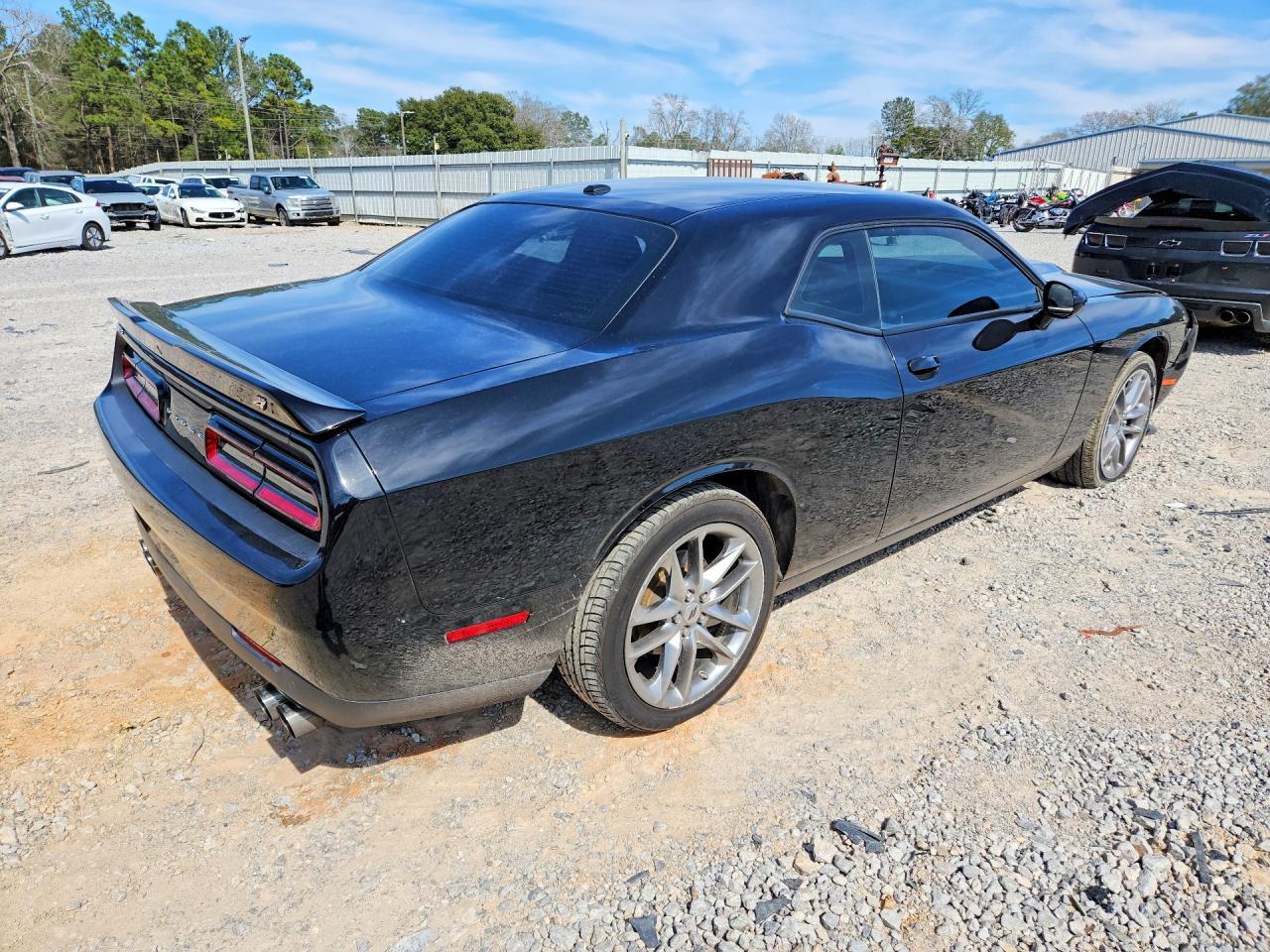 2022 Dodge Challenger Gt - zdjęcie 3