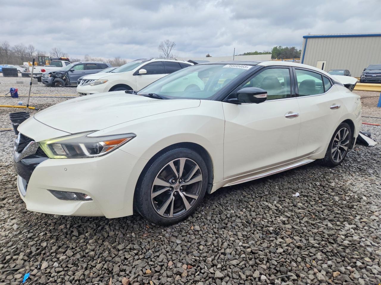 2017 Nissan Maxima Platinum - zdjęcie główne