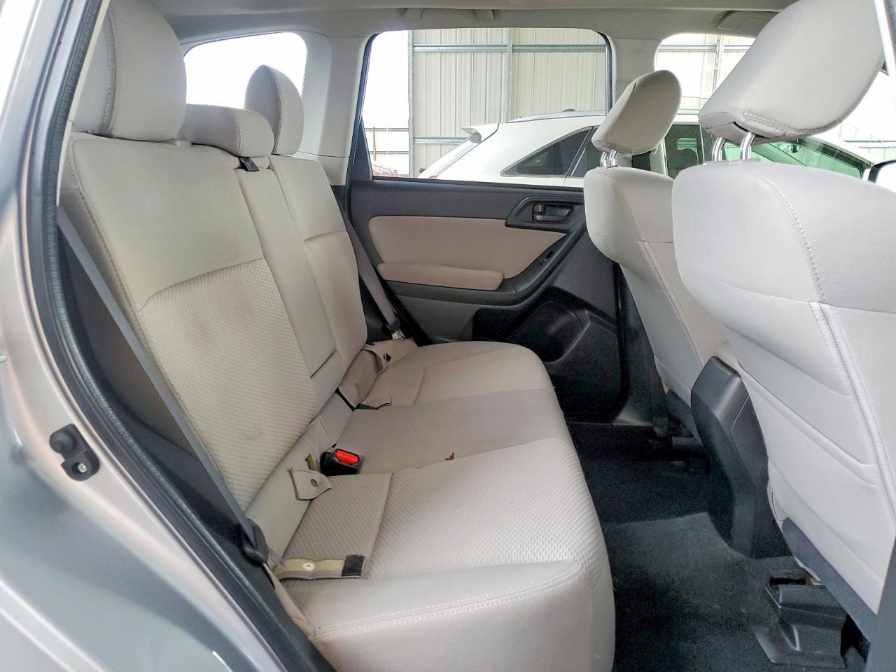 2014 Subaru Forester 2.5I Premium - zdjęcie 11