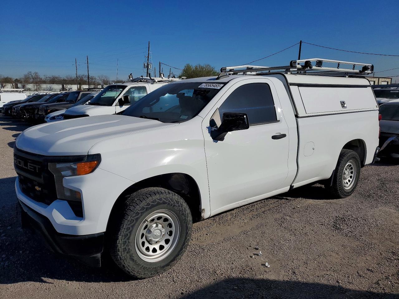 2022 Chevrolet Silverado C1500 - zdjęcie główne