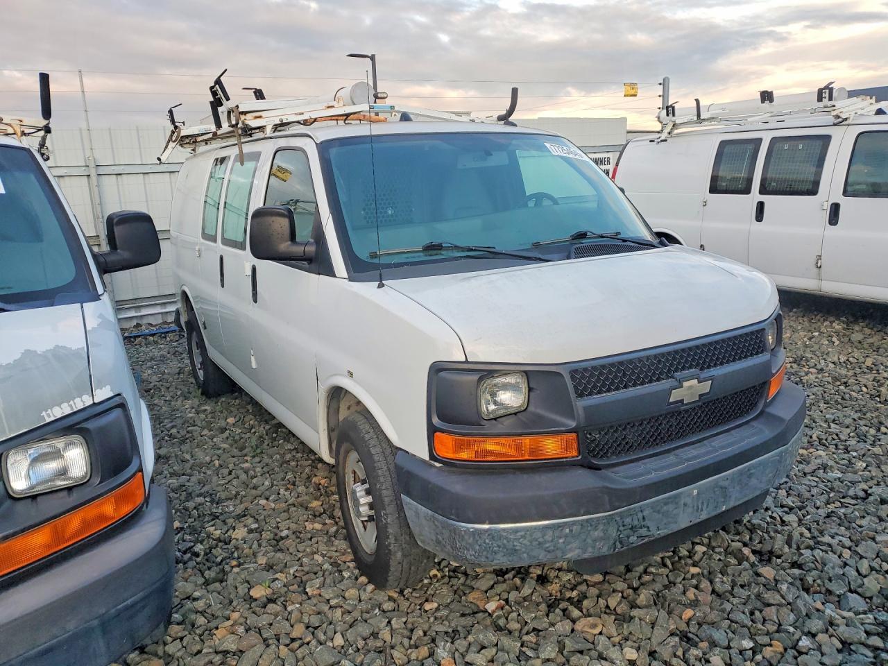 2014 Chevrolet Express G2500 - zdjęcie 4