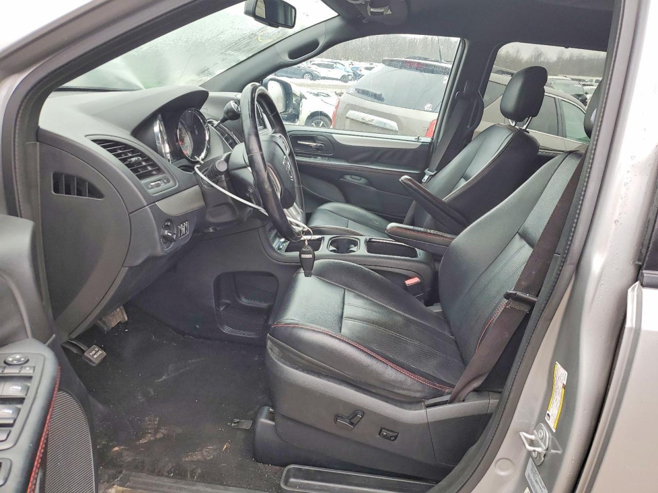 2017 Dodge Grand Caravan Gt - zdjęcie 7