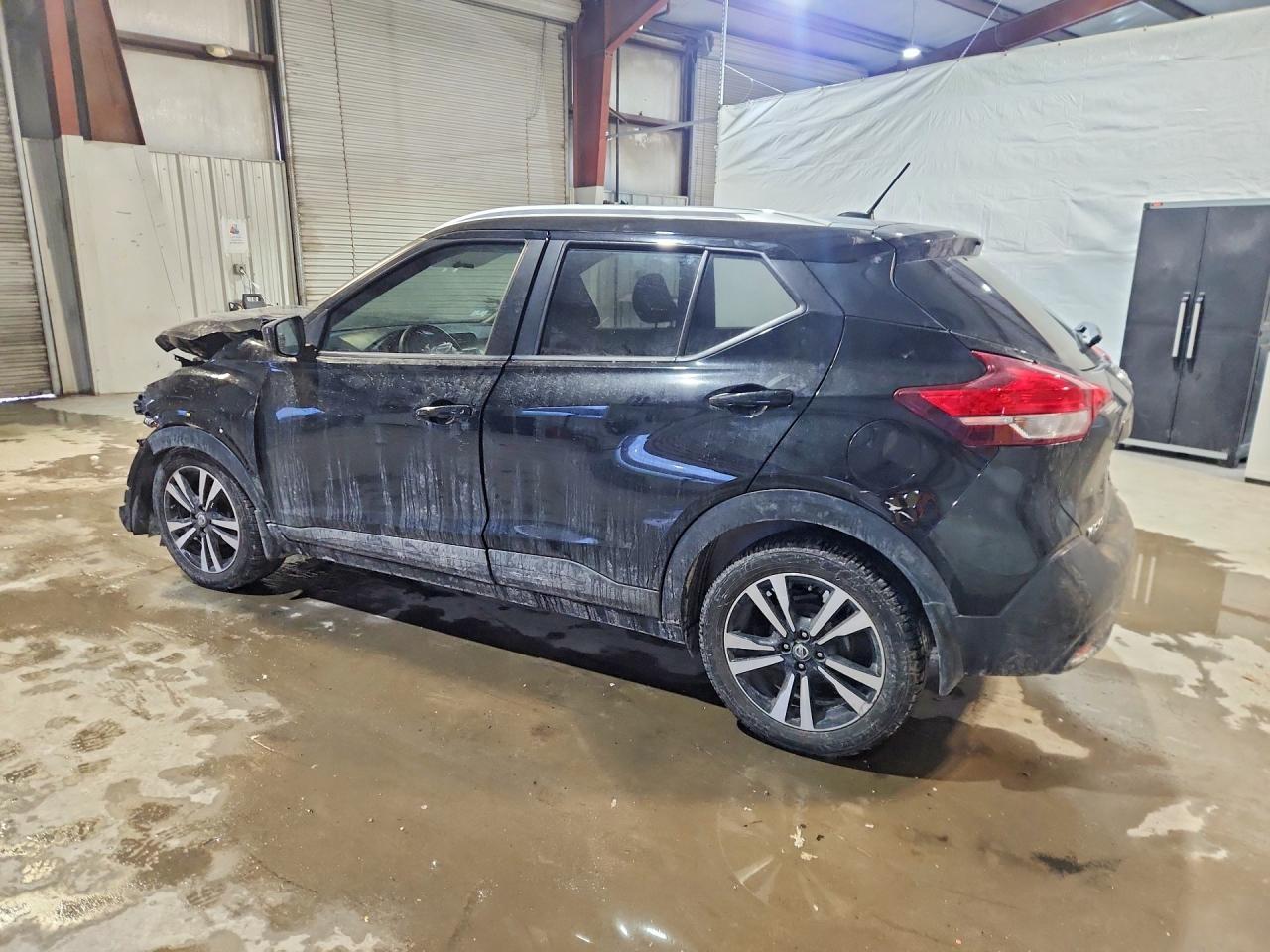 2019 Nissan Kicks Sv - zdjęcie 2