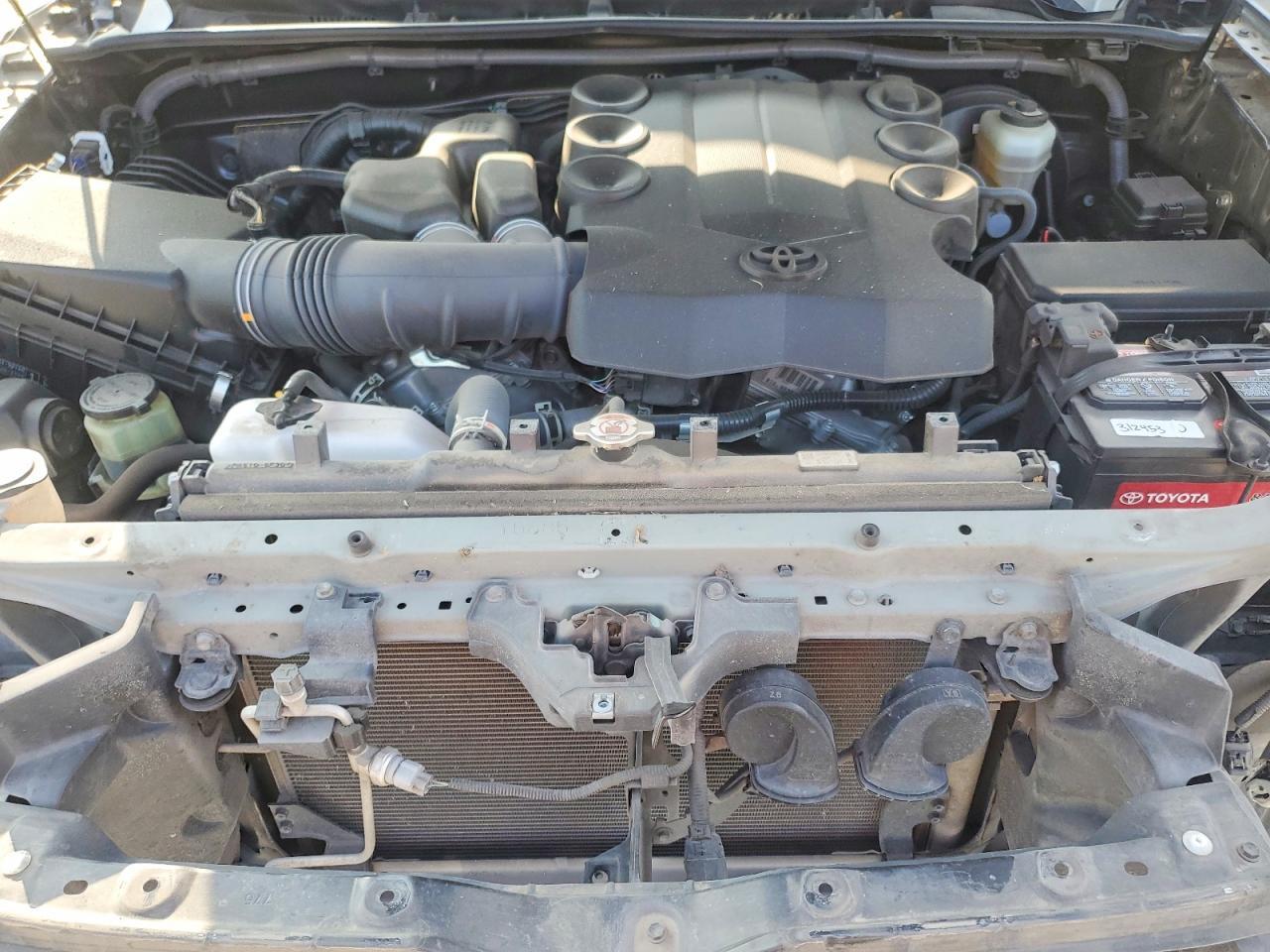 2023 Toyota 4Runner Sr5 - zdjęcie 11