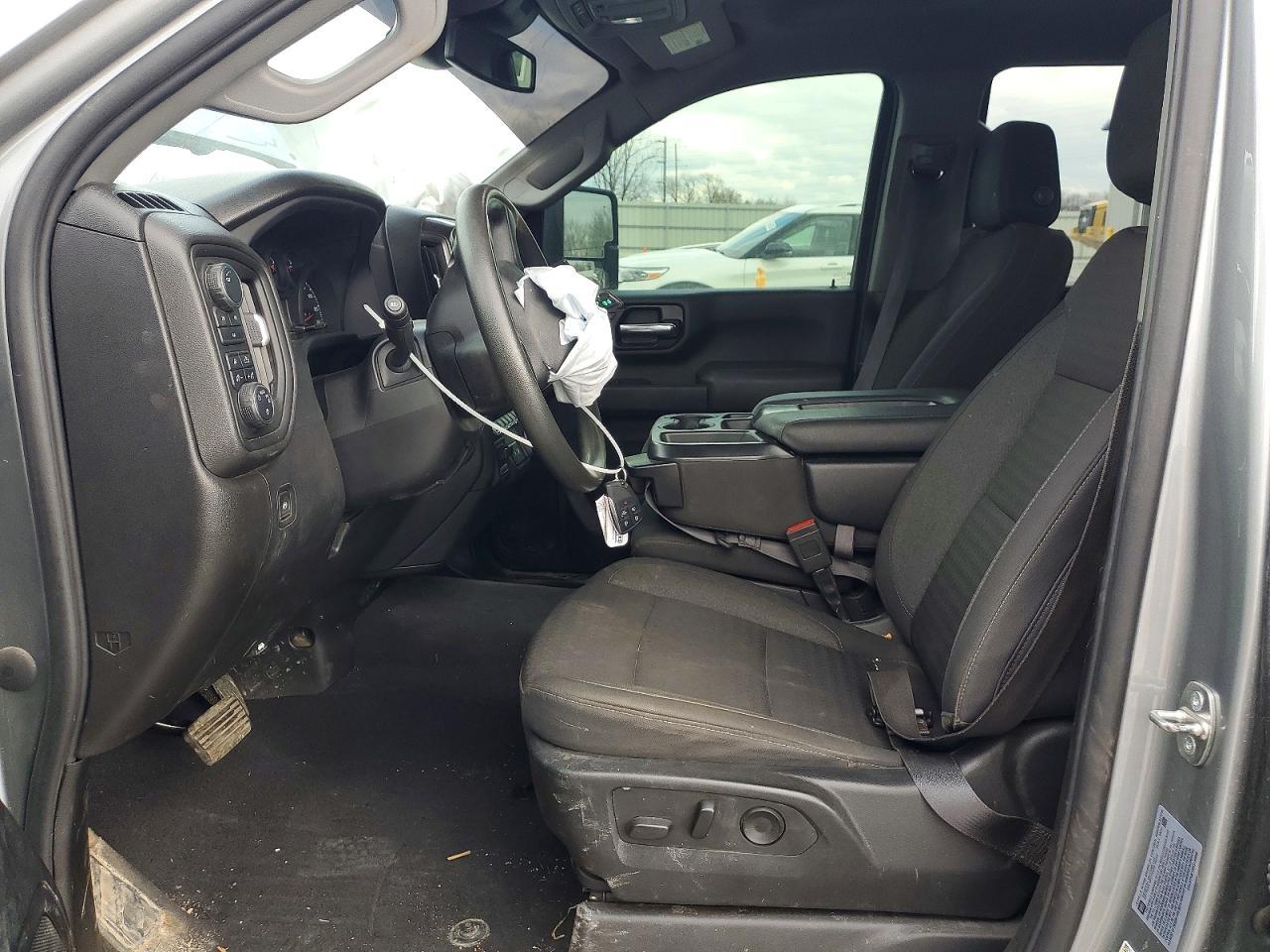 2024 Chevrolet Silverado K2500 Custom - zdjęcie 7