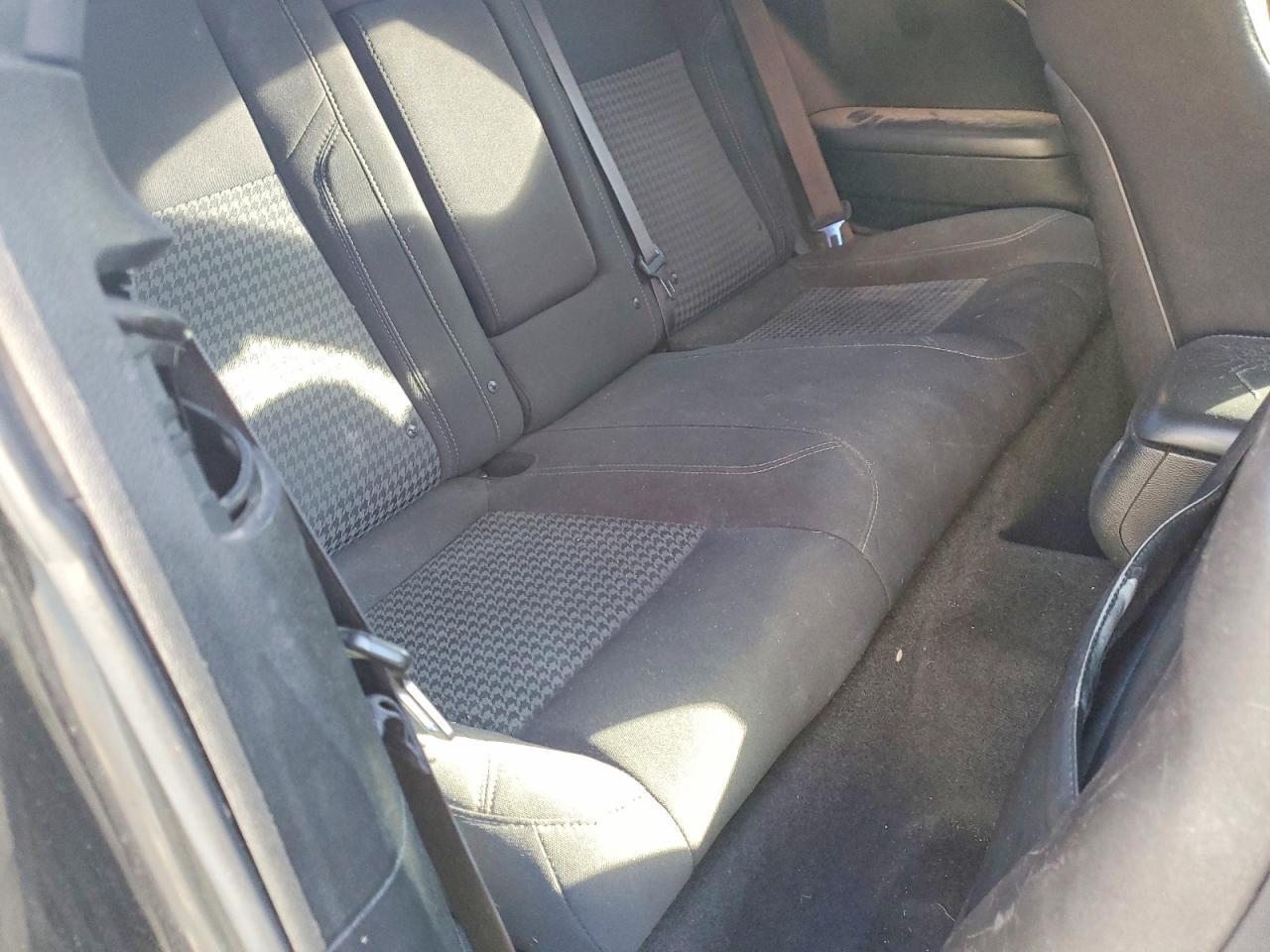 2015 Dodge Challenger Sxt - zdjęcie 10