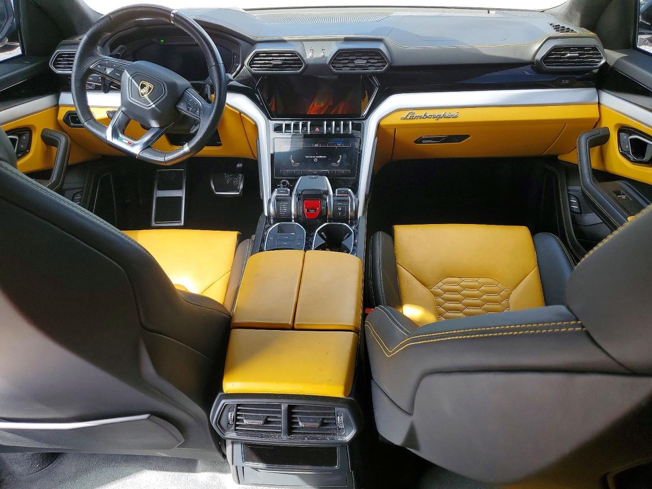 2020 Lamborghini Urus - zdjęcie 8