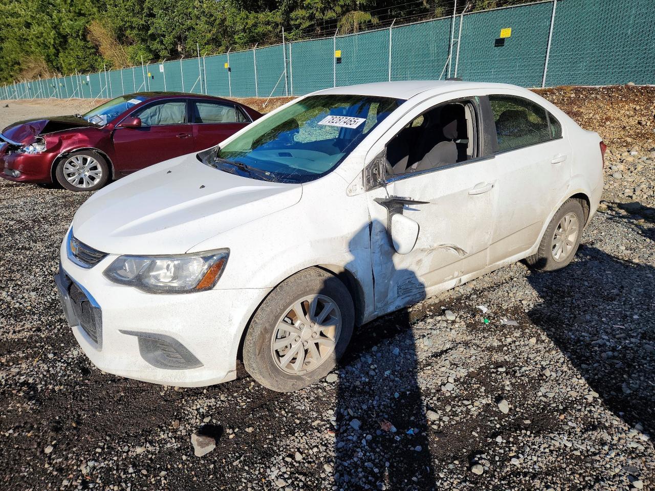 2017 Chevrolet Sonic Lt - zdjęcie główne