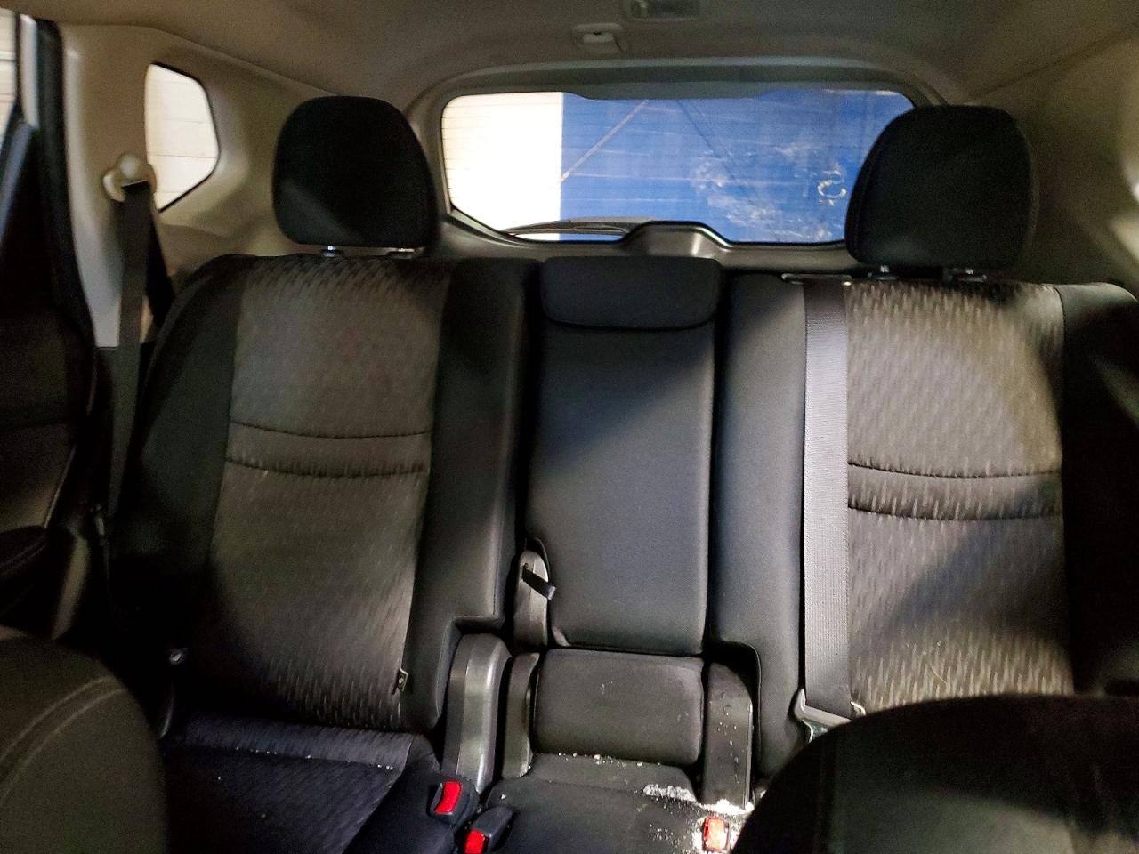 2017 Nissan Rogue S - zdjęcie 10